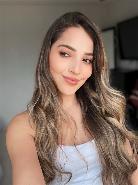 Comenzó a seguirte https://www.instagram.com/arantza_12delarrea?igsh