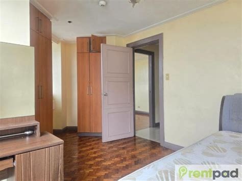 br  rent  robinsons manila  robinsons mall  lrt caa