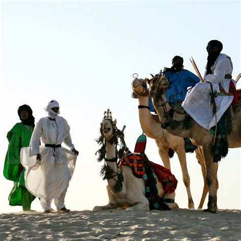 Que Outros Povos Ou Culturas Têm Costumes Semelhantes Aos Tuaregues