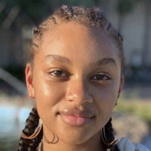 Chandler DuPont - Age, Family, Bio | Famous Birthdays