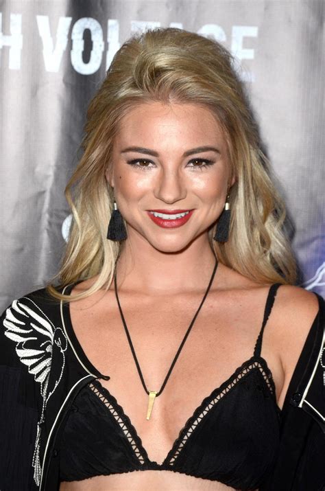 LOS ANGELES, OCT 16 - Allie Gonino at the High Voltage Los Angeles Red