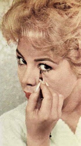 Sandra Dee’s Beauty Secrets - Vintage Paparazzi