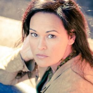 Sydney Penny Net Worth 2024: Wiki, Married, Family, Wedding, Salary