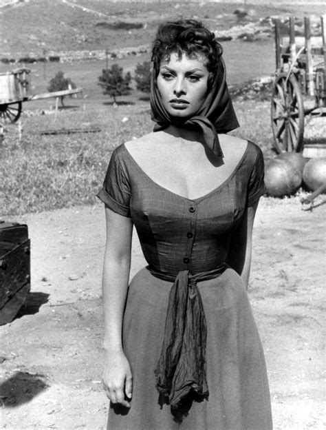 Sophia Loren | Sophia loren images, Sofia loren, Sophia loren photo