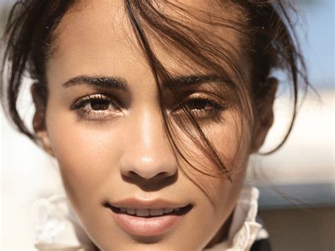 Paula Patton Wallpaper