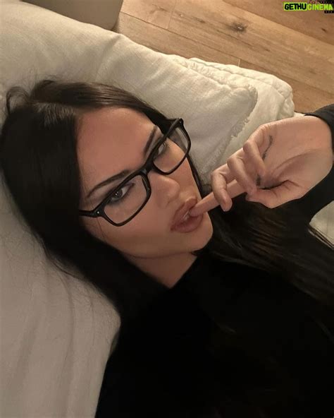 Maddy Crum Wiki, Biography, Age, Gallery, Spouse and more