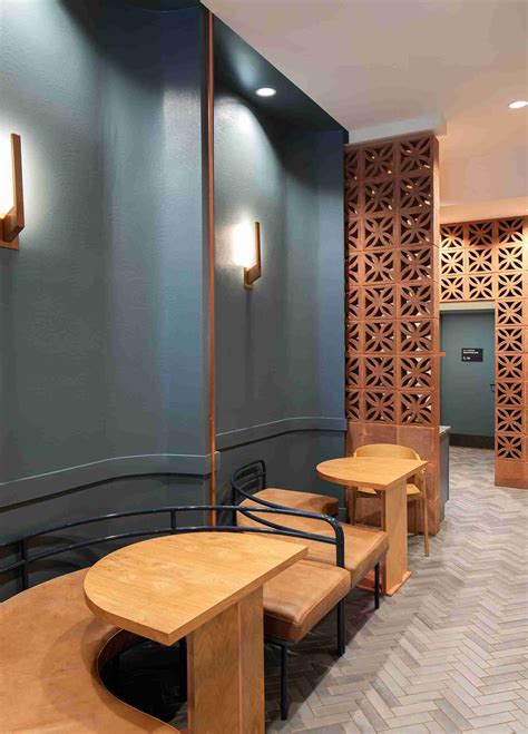 Salty Hyde Park - Storyn