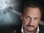 Стас Михайлов выпустил постельное белье со своим портретом - Русский ...