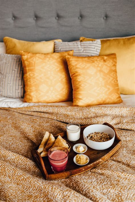 You'll Fall In Love With These Fall Throw Pillows - Home & Texture