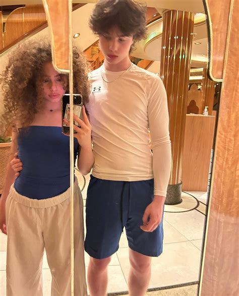 Pinterest | Famous sisters, Cute couples goals, Cute relationship pics