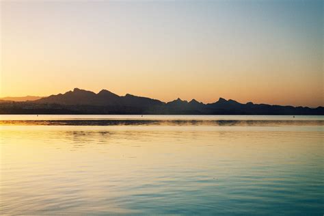 Inside Lake Havasu, the Wettest Spring Break Party in America Photos | GQ