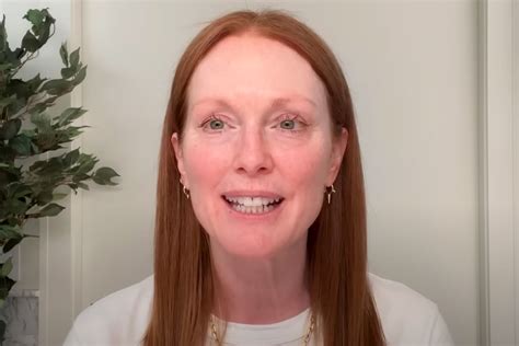 Julianne Moore Jokes That She Destroyed Her Eyebrows as a Teenager