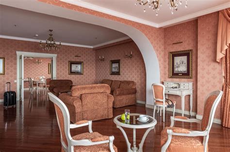 Отель в Петрозаводске Cosmos Petrozavodsk Hotel - Забронировать отель