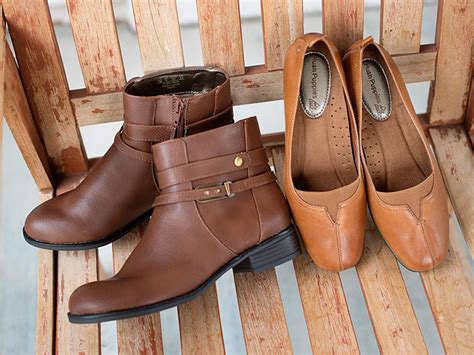 Wide Shoes