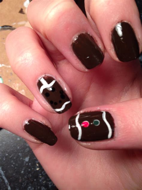 Gingerbread man nails! | Christmas nails, Red christmas nails