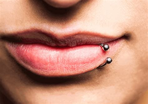 comprehensive guide    perfect lip piercing