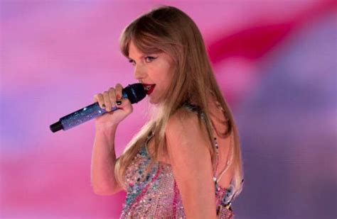 Taylor Swift joins Forbes Billionaires List