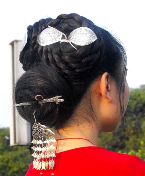 Feng Ye with traditional chinise bun