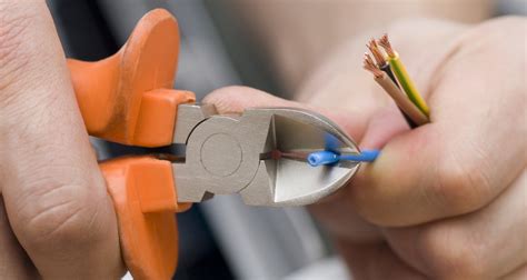 What Do Electricians Do? What Can You Expect From A Job As An Electrician?