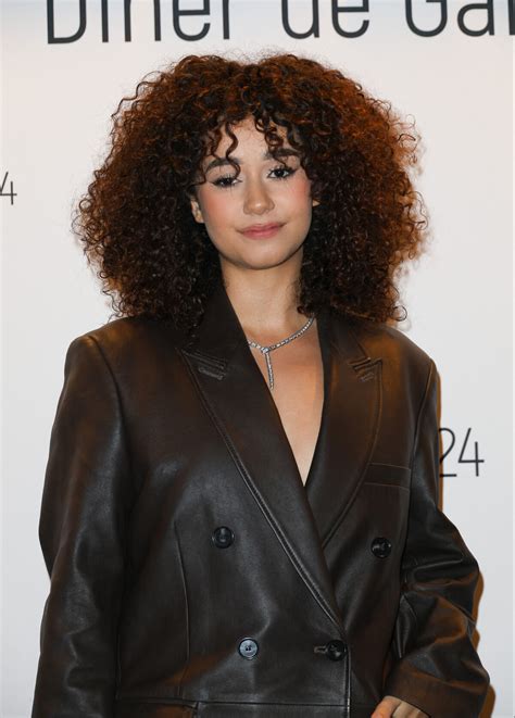 Photo : "+ 15000 euros sur le compte pour une vendue de plus" a-t-il