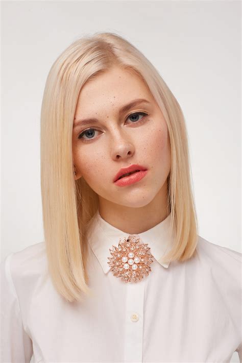 35 Short Back Longer Front Hairstyles That Will Elevate Your Style