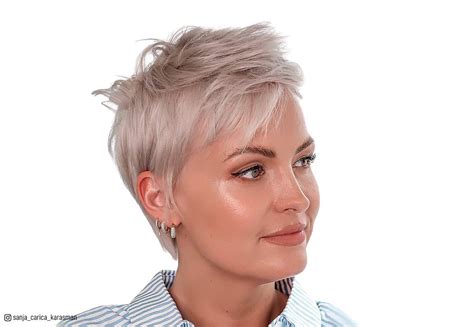 Platinum Grey Pixie Cut: The Bold and Beautiful Must-Try Hair Color for ...