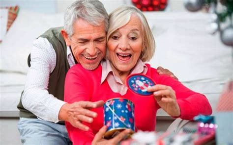 Подарки родителям на Новый 2019 год: что подарить | Weihnachtsgeschenk ...