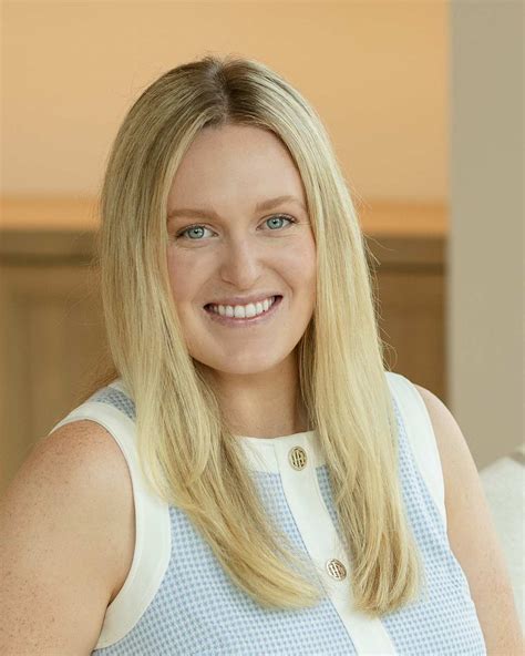 Nicole Anderson - San Diego Luxury Real Estate Agent | Luxury Coast