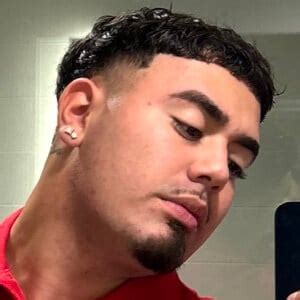 DAVID VLOGZ - Age, Family, Bio | Famous Birthdays