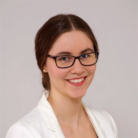 Sina Meier - Event und Marketing Communication Managerin - Avextra | XING