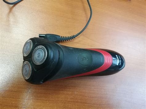 Ремонт электробритвы Philips Series 1000 | Пикабу