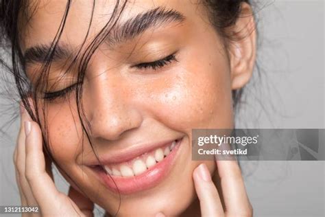 14,936 Soggy Face Stock Photos, High-Res Pictures, and Images - Getty ...