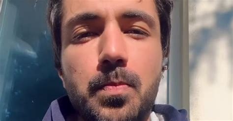 Как "Ергенът" Евгени Генчев ни поздрави за 14 февруари - Ladyzone.bg