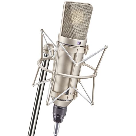 Neumann U 67 Tube Microphone | International Musician