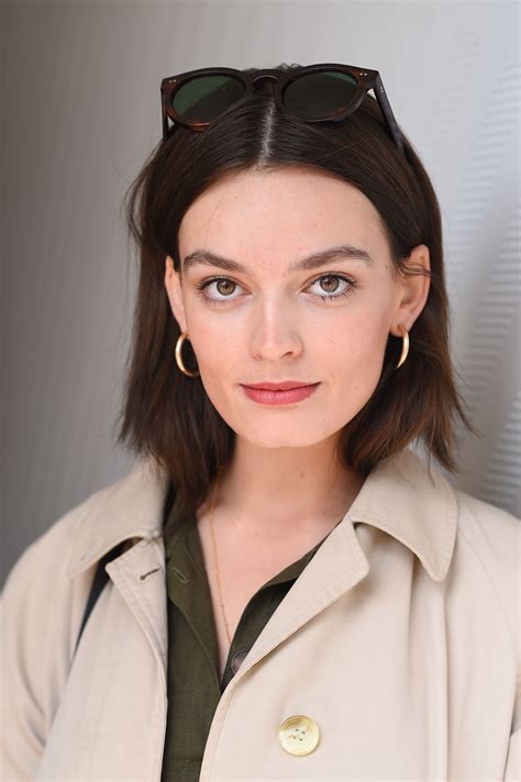 Hottest Female Celebrities, Favorite Celebrities, Celebs, Dark Brown