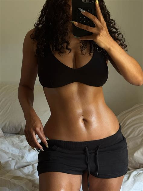 Chanelle Mauricette Nude