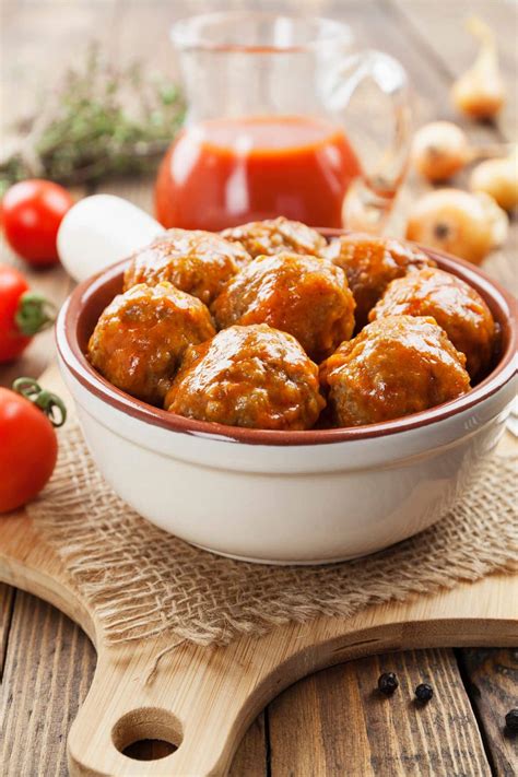 40 Best Pizza Topping Combinations From Popular Recipes - Celebrate and