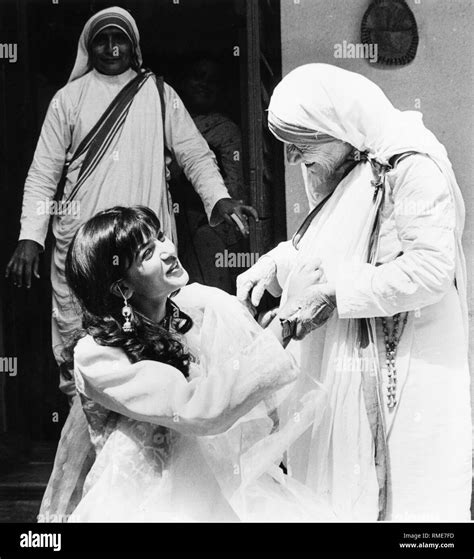 Mother teresa hi-res stock photography and images - Alamy