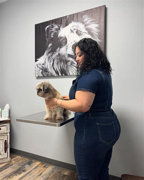 Renée Keys | Curve Model (@onlyreneekeys_) • Instagram photos and videos