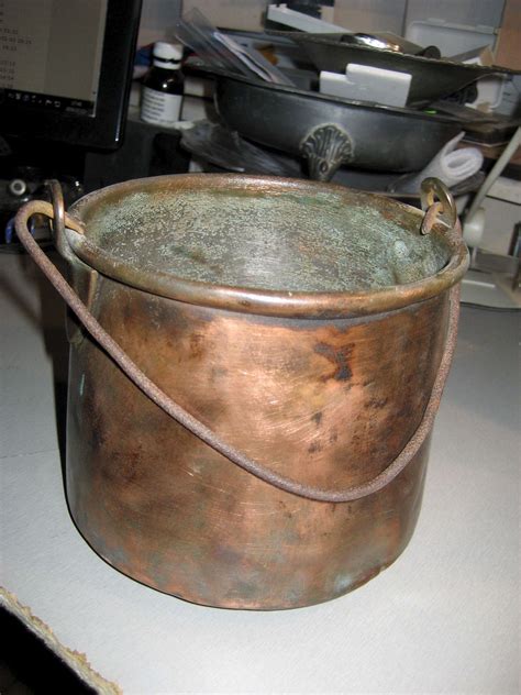 Продам медный котелок