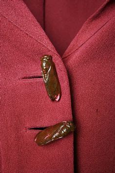 Elsa Schiaparelli lobster brooch | Винтаж бижутерия, Ювелирные изделия ...