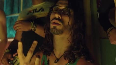 sunglasses worn  nabil andrieu aka nos  blanka  video  pnl