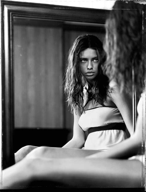 Adriana Lima Pictures