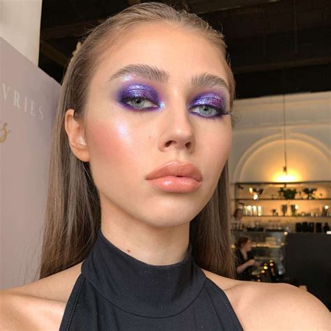 Natural Makeup Ideas For Blue Eyes