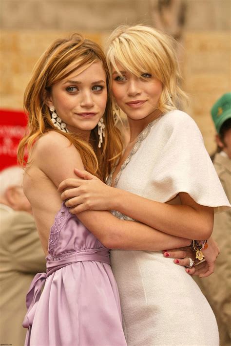 Mary-Kate and Ashley Olsen | Olsen twins, Mary kate olsen, Ashley mary