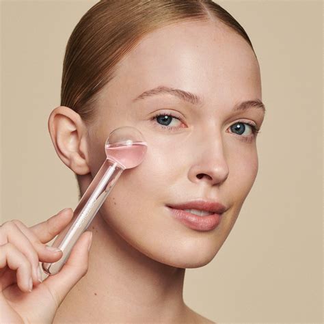 Catrice holiday skin cooling facial globe | zed store