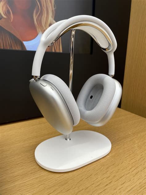 We just updated the music section of my Apple Store and it includes the ...