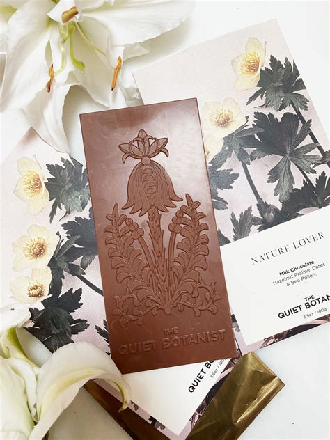 Botanical Chocolate Botanical Nature Lover Chocolate Bar – thequietbotanist