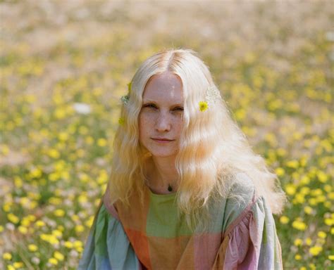 Kassi Valazza | Passim