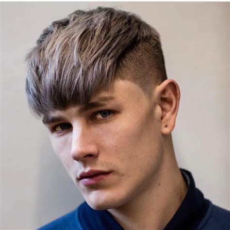 corte de pelo para hombre peinado hacia adelante | FormatoAPA.com ...